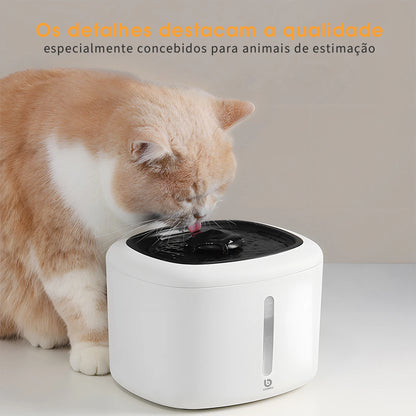 Bebedouro Automático COIBEU 2,5L para Gatos e Cães – Hidratação Contínua e Prática